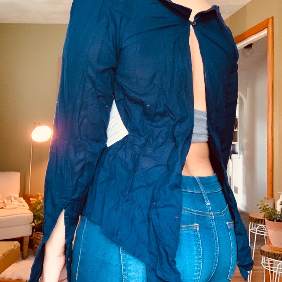๐ NWT Free People Button Up Open Back Blouse - Picture 3 of 3